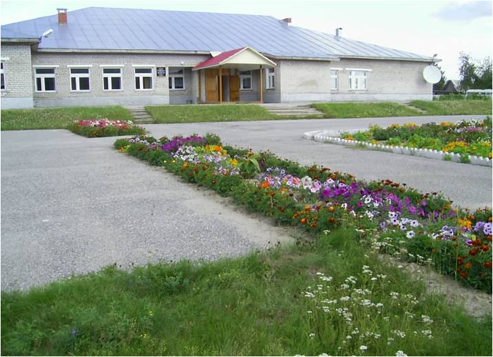 Фотография школы.