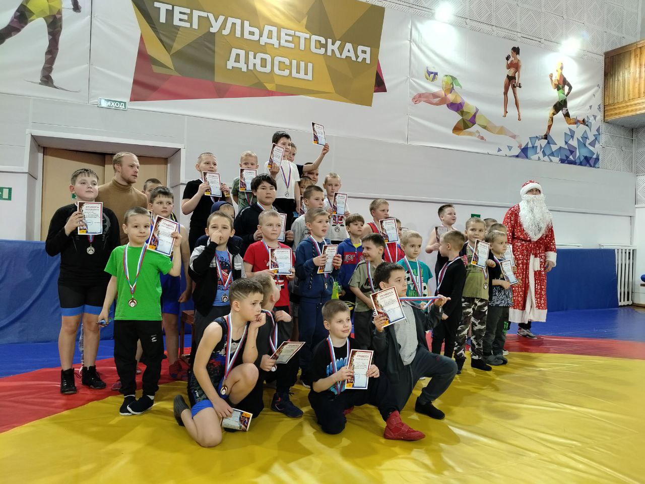 Новогодний турнир по греко-римской борьбе в с. Тегульдет.